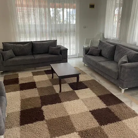 Gunluk Kiralik Ozel Havuzlu Ultra Luks Villa